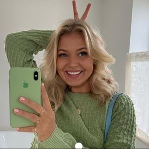 Meet your Posher, Helena!